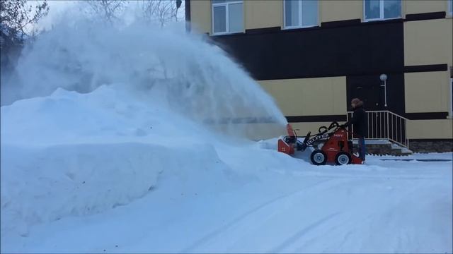 Роторный снегоуборщик HELFFER смотреть онлайн