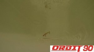 Игра ZipBaits Orbit 80SP SR против Orbit 90SP SR под водой  Action underwater