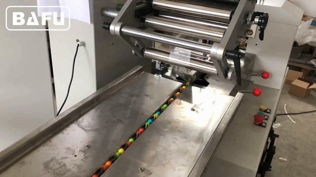 Машина упаковки конфет, Машина завертки конфет, Горизонтальная упаковочная машина