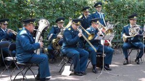 Краковяк. Военный духовой оркестр в Летнем Саду Санкт-Петербурга. 2015
