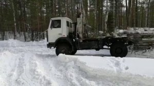 Хлыстовая вывозка леса.