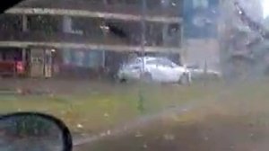 В Матизе Рециркуляцию включаем - распотевает, выключаем - запотевает.