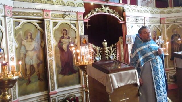 Празднование Казанской иконы Божией Матери в храме преп. Сергия в Будапеште. (Смотреть видео) смотреть онлайн