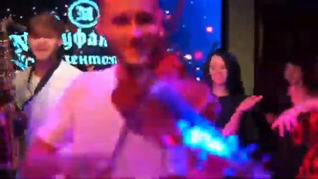 Саксафон и скрипка. Дуэт смотреть онлайн