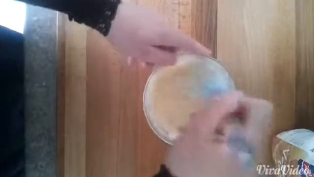 лепешка-омлет на сковороде.
