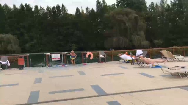 Термальная Венгрия # Купальни озера Хевиз Что и как .# Питьевой источник и горячие бассейны. Грязи смотреть онлайн