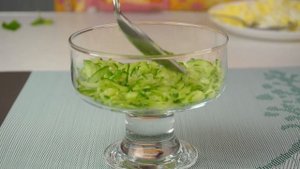 Салат с Крабовыми Палочками "Быстро и Вкусно". Красивый салат на Новогодний праздничный стол 2022