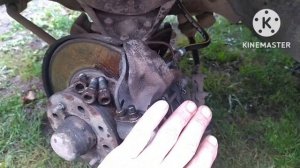 С праздником друзья.Чиним тормоза ВАЗ-2107. Машину швыряет по дороге при торможении.