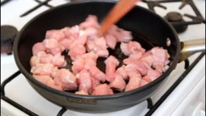 Готовим: Мясо в винном соусе. Просто и вкусно!