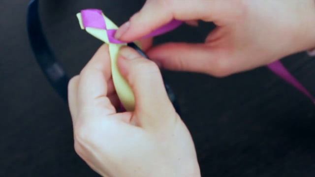 Ободок канзаши с "бантиками" смотреть онлайн