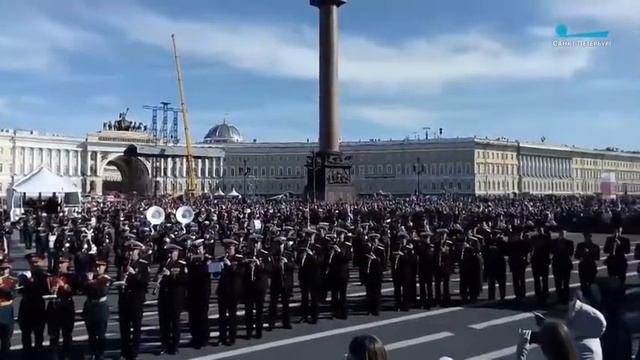 500 человек исполняют "Полёт шмеля" смотреть онлайн