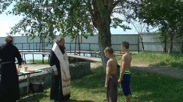Крещение детей в Православной детском лагере смотреть онлайн
