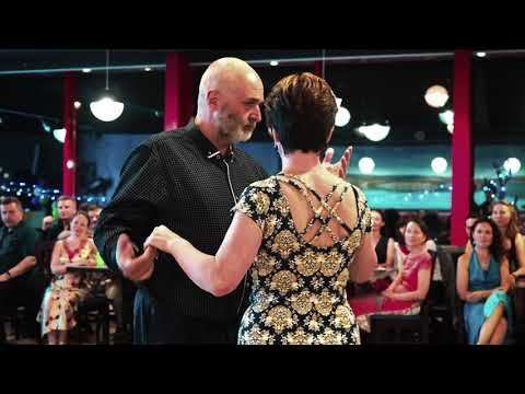 Выступление Юля и Алексей Саминские. Volver.