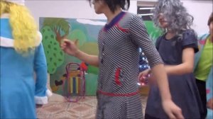 8 класс Сценка на Новый Год