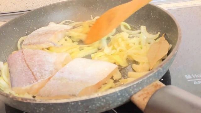 Как пожарить минтай вкусно и просто: рыба тает во рту!!