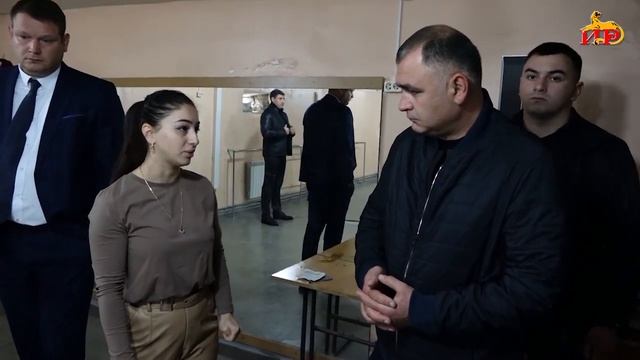 Алан Гаглоев посетил Цхинвальскую школу интернат