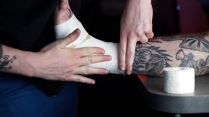 HARDTAPE. Жесткое тейпирование. Для кого НЕОБХОДИМО и кому НЕ СТОИТ! Видео-пример на голеностопе.