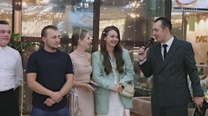 Импровизация ведущего на свадьбе в Омске Общение и юмор с гостями Ведущий тамада на празднике юбилей