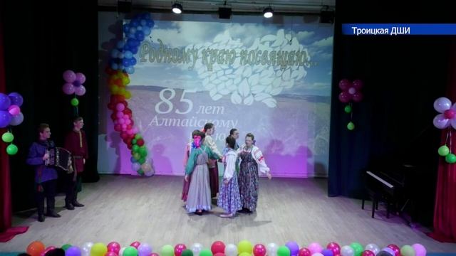 Фольклорный ансамбль Веретейка концерт 30 04 22.mp4