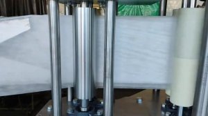 Станок для складывания одноразовых простыней