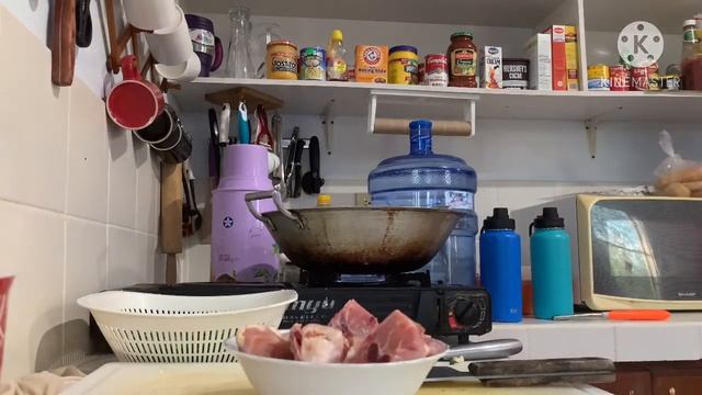 How to cook Tinola and make it more satisfying (Cooking Philippines) смотреть онлайн