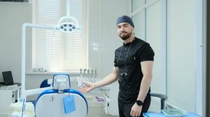 Стоматология. Имплантация зуба. Хирург стоматолог. Хирург - имплантолог. Процесс имплантации зуба