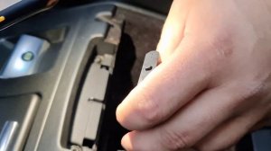 Installing Invery bluetooth adapter for RANGE ROVER L322 for music