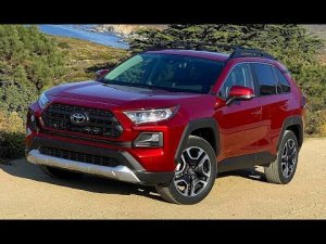 Toyota RAV4 Adventure 2019 года - интерьер, экстерьер и привод.