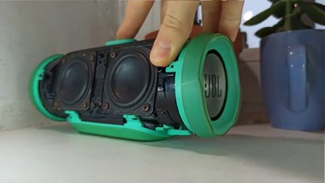 РЕМОНТ ДВУХ JBL CHARGE 4-НЕТ ЗВУКА смотреть онлайн