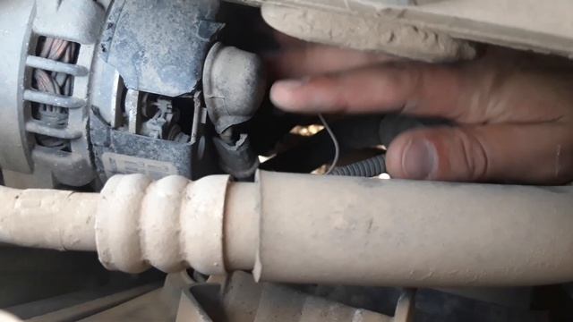 Приора нет зарядки.Как легко поменять щётки генератора на Приоре. смотреть онлайн