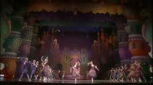 "Вальс цветов" из балета П.И. Чайковского "Щелкунчик"