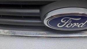 Решетка радиатора Ford Kuga 1 1515015