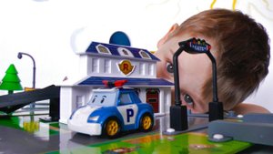 Машинка Поли робокар и игровой набор с базой для робокара Поли  Видео про машинки для детей.