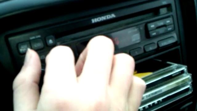 1998 Honda CR-V In-Depth Tour смотреть онлайн