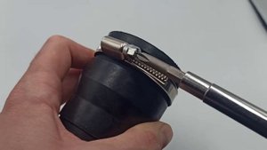 Хомут червячный нержавеющий. Конструкция, применение www.maysterfix.com
