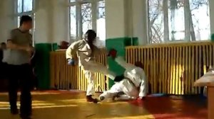 Армейский рукопашный бой   каратист против рукопашника