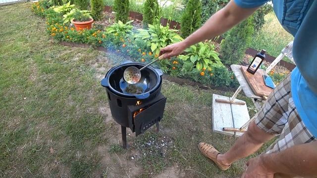 Обжиг нового чугунного казана. смотреть онлайн