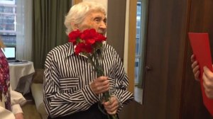 В Санкт-Петербурге паспорт гражданина России вручён 92-летней труженице тыла, приехавшей из Украины