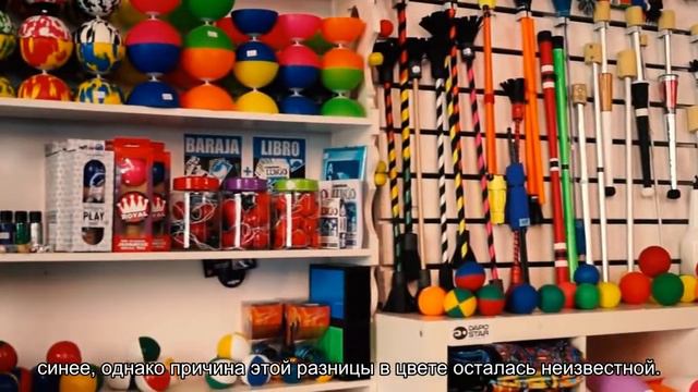 Опубликован самый детальный снимок поверхности астероида Рюгу смотреть онлайн