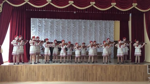 Молодший ансамбль  скрипалів "Віоліночки". 2018. "Чарівний сон"  "Коломийки" смотреть онлайн
