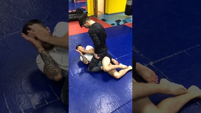 Как выбраться из этого положения? Лучшее в Инсте: oreh.fitness смотреть онлайн