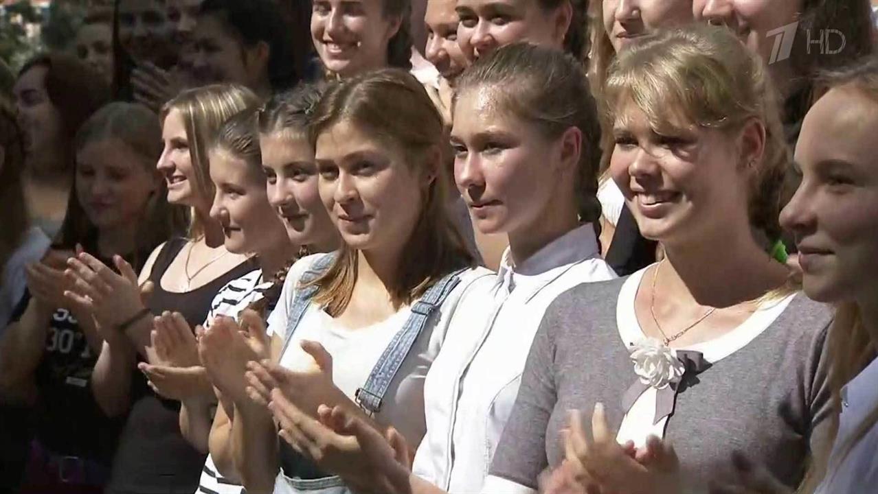 Краснодарское военное летное училище начинает принимать на обучение девушек
