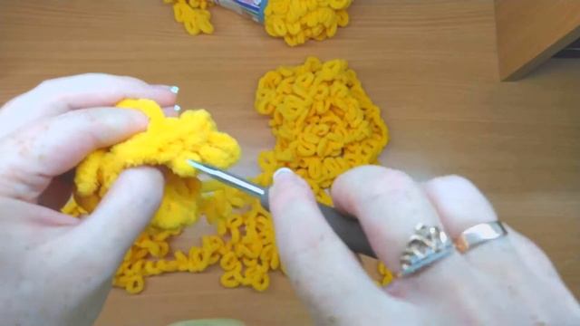 Мягкая игрушка Винни-пух из Ализе Пуффи файн. Пошаговая инструкция Часть 2. смотреть онлайн