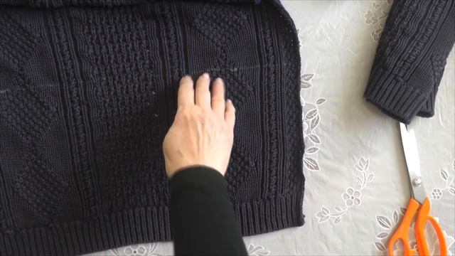 Шьём стильную шапку из старого свитера | ЛЕГКО