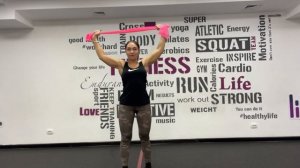 Приведение плеча к туловищу сверху с эспандером