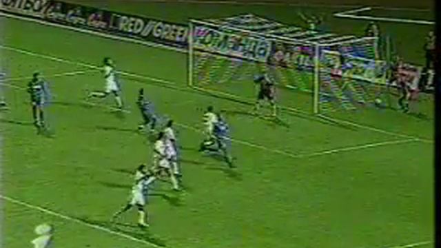 Рева берет пеналь Левски смотреть онлайн