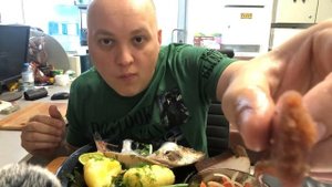 СЕЛЁДКУ ЦЕЛИКОМ MUKBANG мукбанг
