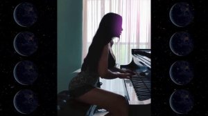 Lola Astanova - Amazing Pianist