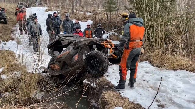 CF MOTO Zforce 1000 Sport EPS преодолеваем ручей смотреть онлайн