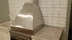 Красивый короб под вытяжку для кухни